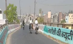 खतौली देहात की सफाई व्यवस्था भी हिंदू मुस्लिम के चंगुल में फंसी खतौली देहात की सफाई व्यवस्था भी हिंदू मुस्लिम के चंगुल में फंसी