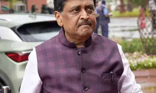 चुनाव से पहले BJP को बड़ा झटका- पूर्व CM के 3 करीबी कांग्रेस में शामिल