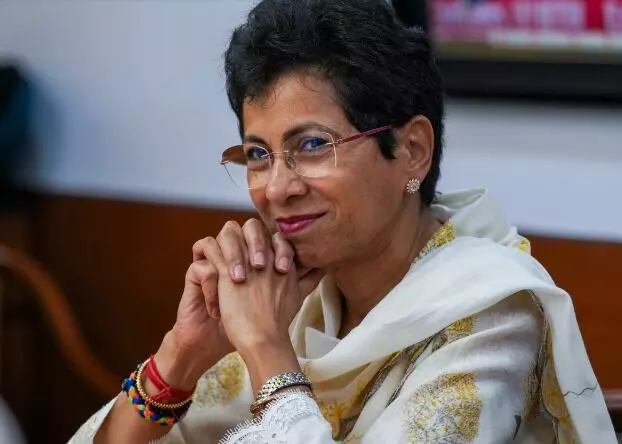 बीजेपी में डालें कुमारी शैलजा पर डोरे-दिया भगवा दल में आने का ऑफर बीजेपी में डालें कुमारी शैलजा पर डोरे-दिया भगवा दल में आने का ऑफर