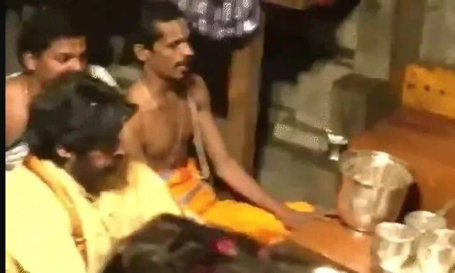 तिरुपति लड्डू विवाद-प्रायश्चित पर गए डिप्टी सीएम शुरू किया उपवास