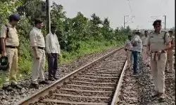 डेटोनेटर से सेना के जवानों को ले जा रही ट्रेन में विस्फोट की कोशिश