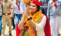 पति की पिटाई कर सपा नेत्री ने सिर पर फोड़ी बोतल- पीठ में घोंपी पति की पिटाई कर सपा नेत्री ने सिर पर फोड़ी बोतल- पीठ में घोंपी