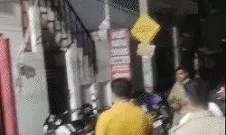 पिता की पिस्टल लेकर छत पर पहुंचे टीचर ने अपना भेजा उड़ाया-परिजनों में..