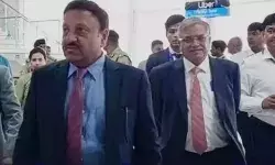 मुख्य चुनाव आयुक्त के साथ चुनाव की तैयारियों का जायजा लेने पहुंची EC की टीम मुख्य चुनाव आयुक्त के साथ चुनाव की तैयारियों का जायजा लेने पहुंची EC की टीम