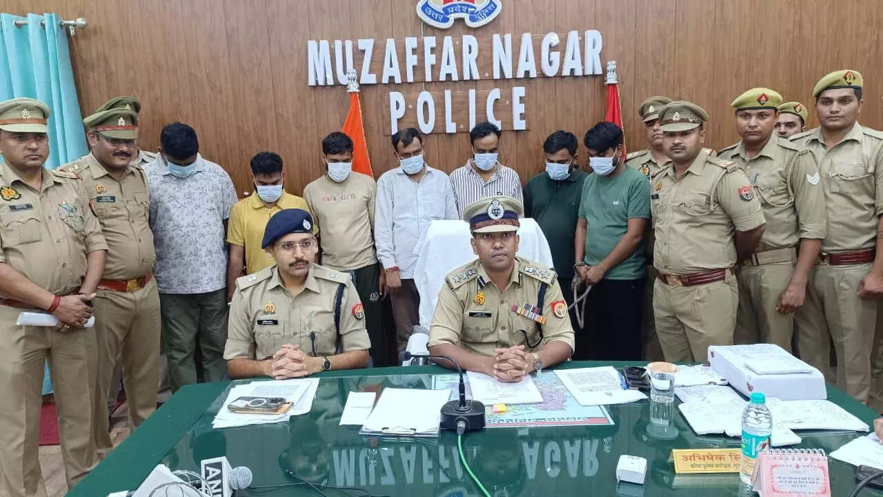 GST में फर्जीवाड़ा- 3 थानों की पुलिस ने सात नटवरलाल किये गिरफ्तार GST में फर्जीवाड़ा- 3 थानों की पुलिस ने सात नटवरलाल किये गिरफ्तार