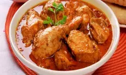 लो खा लो चिकन- फेमस रेस्टोरेंट के चिकन में निकला कीड़ा- बिक्री पर रोक लो खा लो चिकन- फेमस रेस्टोरेंट के चिकन में निकला कीड़ा- बिक्री पर रोक