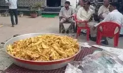 किसानों का धरना जारी- थाने में चढ़ी भट्टी पर तले पकोड़े और बनाई चाय किसानों का धरना जारी- थाने में चढ़ी भट्टी पर तले पकोड़े और बनाई चाय