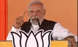 बोले PM- जान बचाने को सफेद झंडा नहीं घर में घुसकर मारता है नया भारत बोले PM- जान बचाने को सफेद झंडा नहीं घर में घुसकर मारता है नया भारत