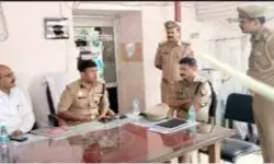 कोतवाली में समाधान दिवस में डीएम SSP ने सुनी फरियादे- अफसर को... कोतवाली में समाधान दिवस में डीएम SSP ने सुनी फरियादे- अफसर को...