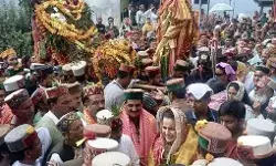 कंगना फिर सुर्खियों में- गडकरी ने किया रोपवे शिलान्यास- रनौत विरोध... कंगना फिर सुर्खियों में- गडकरी ने किया रोपवे शिलान्यास- रनौत विरोध...