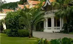 ताज वेस्ट एंड होटल को बम से उड़ाने की वार्निंग- पुलिस व बम स्क्वायड.. ताज वेस्ट एंड होटल को बम से उड़ाने की वार्निंग- पुलिस व बम स्क्वायड..