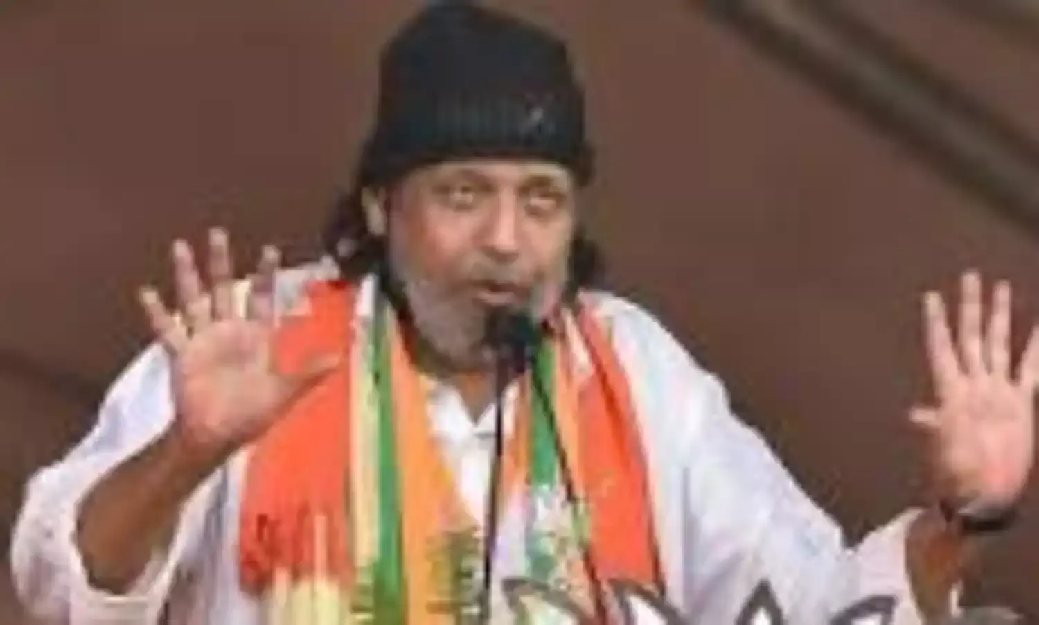 राष्ट्रीय पुरस्कार जीतने वाले मिथुन को दादा साहब फाल्के अवार्ड राष्ट्रीय पुरस्कार जीतने वाले मिथुन को दादा साहब फाल्के अवार्ड
