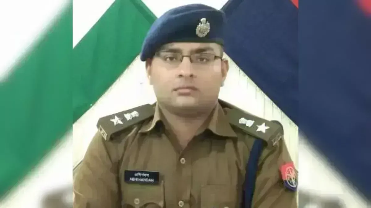 अवैध पशु कटान को लेकर SP ने कर दी पूरी चौकी सस्पेंड - SHO के खिलाफ.. अवैध पशु कटान को लेकर SP ने कर दी पूरी चौकी सस्पेंड - SHO के खिलाफ..