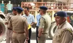 मस्जिद विवाद को लेकर सड़क पर उतरी भीड़- डीसी ने लगाई धारा 163 मस्जिद विवाद को लेकर सड़क पर उतरी भीड़- डीसी ने लगाई धारा 163