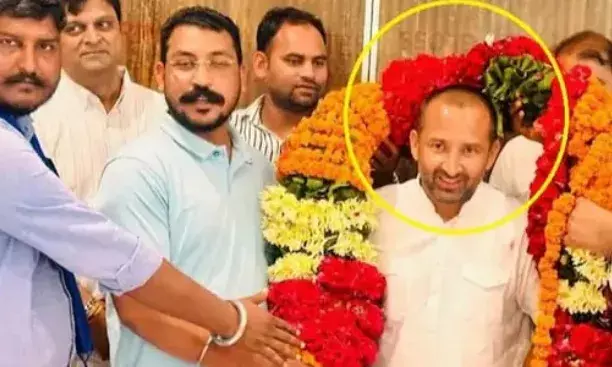 विधानसभा का चुनाव लड़ा आजाद समाज पार्टी का नेता निकला कार चोर