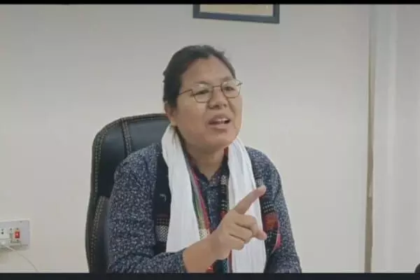 BJP ने प्रदेश उपाध्यक्ष को दिखाया बाहर का रास्ता- पार्टी से निष्कासित BJP ने प्रदेश उपाध्यक्ष को दिखाया बाहर का रास्ता- पार्टी से निष्कासित
