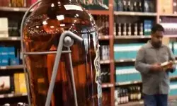 पियक्कड़ो के लिए बड़ी खबर- बदली आबकारी नीति- 99 रुपए में मिलेगी बोतल पियक्कड़ो के लिए बड़ी खबर- बदली आबकारी नीति- 99 रुपए में मिलेगी बोतल