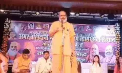 पैगंबर मोहम्मद को लेकर विवादित बयान- नरसिंहानंद पर FIR पैगंबर मोहम्मद को लेकर विवादित बयान- नरसिंहानंद पर FIR