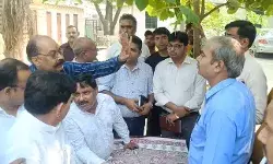 मंत्री कपिल देव ने अफसरों की ली क्लास- कराया विद्युत आपूर्ति का समाधान मंत्री कपिल देव ने अफसरों की ली क्लास- कराया विद्युत आपूर्ति का समाधान