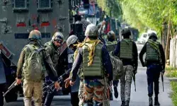 जम्मू कश्मीर घुसपैठ की कोशिश नाकाम- दो आतंकी की ढेर जम्मू कश्मीर घुसपैठ की कोशिश नाकाम- दो आतंकी की ढेर