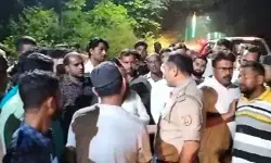 स्कूटी व बाइक की भिड़ंत- युवक की ट्रैक्टर से कुचलकर मौत