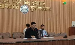 मीटिंग में बोले ADM- शिकायतों का समय से निस्तारण सुनिश्चत करें अधिकारीगण मीटिंग में बोले ADM- शिकायतों का समय से निस्तारण सुनिश्चत करें अधिकारीगण