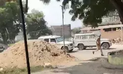 पुलिस और ग्रामीणों के बीच संघर्ष- कप्तान ने पहुंचकर पाया हालात पर काबू