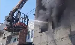 इंडस्ट्रियल एरिया की फैक्ट्री में लगी आग- दर्जनभर आग बुझाने की... इंडस्ट्रियल एरिया की फैक्ट्री में लगी आग- दर्जनभर आग बुझाने की...