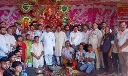 कन्याओं का सामूहिक पूजन कर बोले मंत्री- बेटियों का सम्मान व संरक्षण... कन्याओं का सामूहिक पूजन कर बोले मंत्री- बेटियों का सम्मान व संरक्षण...