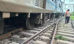 फिर हुआ रेल हादसा- अब मुंबई में लोकल ट्रेन के कोच हुए बेपटरी