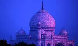 रात में ताजमहल के दीदार के लिए करनी होगी जेब ढीली- टिकटें हो रही... रात में ताजमहल के दीदार के लिए करनी होगी जेब ढीली- टिकटें हो रही...