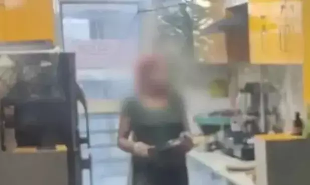 पेशाब से आटा गूंथकर नौकरानी परिवार को खिलाती रही रोटियां- अब हुई..