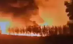 पलटे फ्यूल टैंकर में ब्लास्ट- तेल चुरा रहे 147 लोगों की मौत पलटे फ्यूल टैंकर में ब्लास्ट- तेल चुरा रहे 147 लोगों की मौत