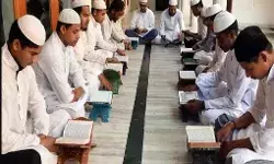 सरकार की तैयारी- मदरसों के स्टूडेंट भी अब पढ़ेंगे संस्कृत