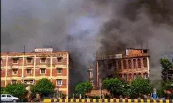 उग्रवादियों का अटैक- गांव पर फेंके बम- CRPF एवं पुलिस की फायरिंग