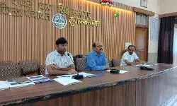 बोले ADM- रूट चार्ट लेकर मतदान केन्द्र में बने बूथों का करें निरीक्षण बोले ADM- रूट चार्ट लेकर मतदान केन्द्र में बने बूथों का करें निरीक्षण