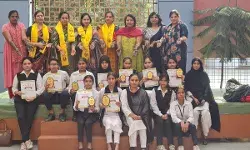 SD कॉलेज ऑफ़ लॉ में हुआ मेहंदी प्रतियोगिता का आयोजन- इन्हें मिली ट्राफी SD कॉलेज ऑफ़ लॉ में हुआ मेहंदी प्रतियोगिता का आयोजन- इन्हें मिली ट्राफी