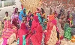 करवा चौथ पर उजड़ गया परिवार- सांप ने ले ली महिला और दो बच्चों की... करवा चौथ पर उजड़ गया परिवार- सांप ने ले ली महिला और दो बच्चों की...