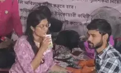 डॉक्टर रेप मर्डर केस- ममता को मिली राहत- 16 दिन बाद डॉक्टरों की हड़ताल खत्म डॉक्टर रेप मर्डर केस- ममता को मिली राहत- 16 दिन बाद डॉक्टरों की हड़ताल खत्म