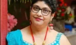 IAS के बयान से बवाल- मंदिरों पर लगे लाउडस्पीकर फैला रहे ध्वनि प्रदूषण IAS के बयान से बवाल- मंदिरों पर लगे लाउडस्पीकर फैला रहे ध्वनि प्रदूषण