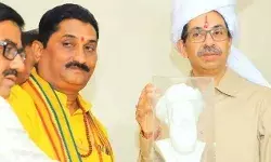 चुनाव से पहले उद्धव को झटका- बड़े नेता ने उद्धव सेना को कहा अलविदा