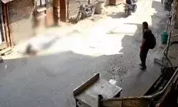 JEE की तैयारी कर रही 17 साल की स्टूडेंट ने 7 मंजिला बिल्डिंग से लगाई.. JEE की तैयारी कर रही 17 साल की स्टूडेंट ने 7 मंजिला बिल्डिंग से लगाई..