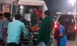 कार में जन्मदिन मनाने निकले तीन दोस्तों की घर वापस लौटी लाश कार में जन्मदिन मनाने निकले तीन दोस्तों की घर वापस लौटी लाश