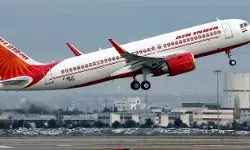 एयर इंडिया की फ्लाइट में बम की धमकी- जांच पड़ताल में मिला.. एयर इंडिया की फ्लाइट में बम की धमकी- जांच पड़ताल में मिला..