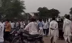 खेत में बकरी चरा रहे युवक पर हमला- टाइगर ने बना लिया अपना निवाला खेत में बकरी चरा रहे युवक पर हमला- टाइगर ने बना लिया अपना निवाला