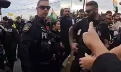 मंदिर पर हुए हमले के बाद अब पुलिस ने भी हिंदुओं पर घुसे बरसाए मंदिर पर हुए हमले के बाद अब पुलिस ने भी हिंदुओं पर घुसे बरसाए