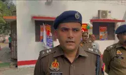 चौकी के बाथरूम में महिला के साथ मौजमस्ती मामला- इंस्पेक्टर व दरोगा... चौकी के बाथरूम में महिला के साथ मौजमस्ती मामला- इंस्पेक्टर व दरोगा...