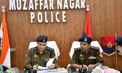 ADG ने कानून व्यवस्था त्यौहार और मीरापुर चुनाव को लेकर की समीक्षा बैठक ADG ने कानून व्यवस्था त्यौहार और मीरापुर चुनाव को लेकर की समीक्षा बैठक