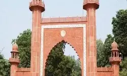 सुप्रीम कोर्ट का बड़ा फैसला- AMU का अल्पसंख्यक दर्जा बरकरार सुप्रीम कोर्ट का बड़ा फैसला- AMU का अल्पसंख्यक दर्जा बरकरार