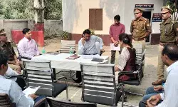 DM ने फरियादी से फोन पर बात कर मामले के निस्तारण की जानकारी की हासिल DM ने फरियादी से फोन पर बात कर मामले के निस्तारण की जानकारी की हासिल